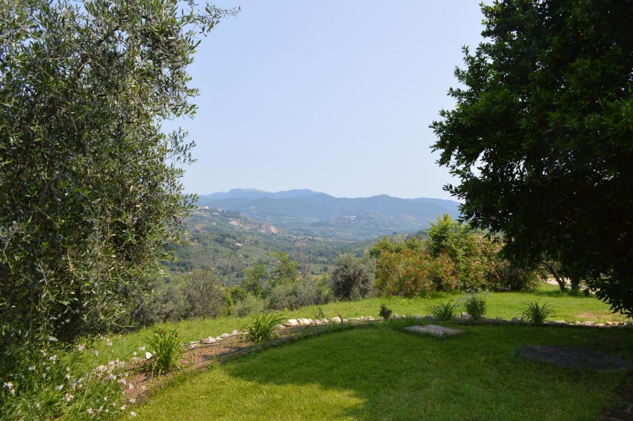Villa Collebelvedere - Near Rome With Home Restaurant Fara in Sabina Eksteriør bilde