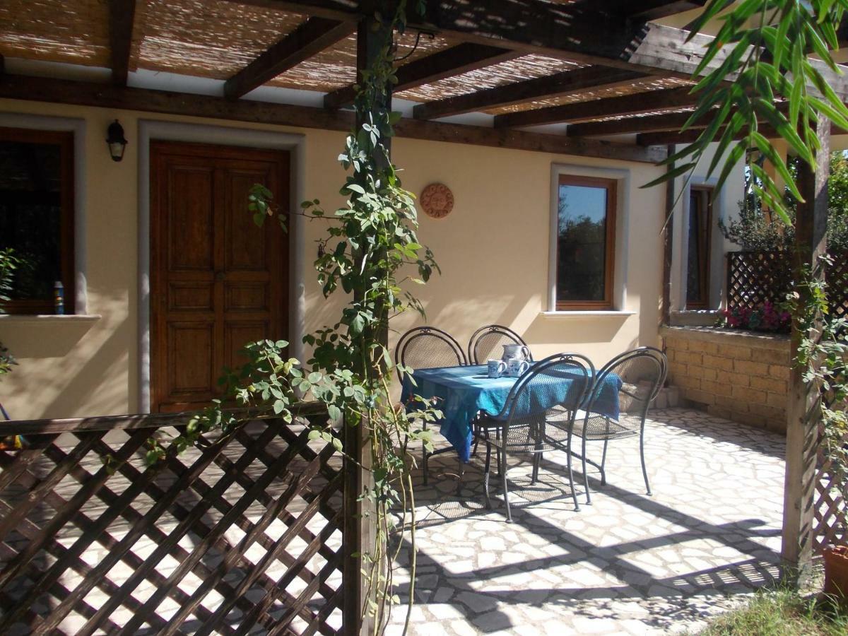 Villa Collebelvedere - Near Rome With Home Restaurant Fara in Sabina Eksteriør bilde