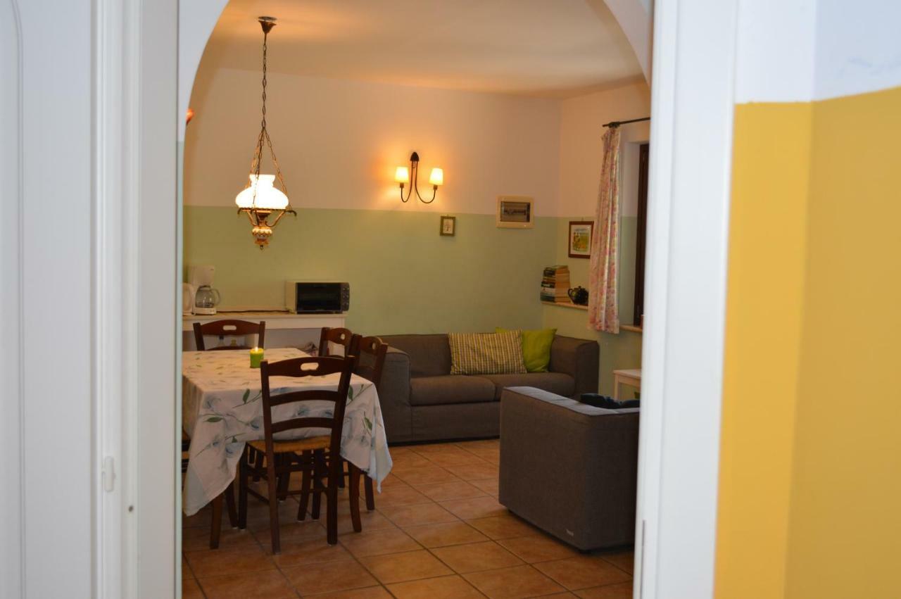 Villa Collebelvedere - Near Rome With Home Restaurant Fara in Sabina Eksteriør bilde